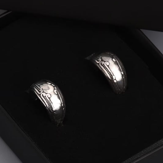 Vintage Carved National Style Earrings